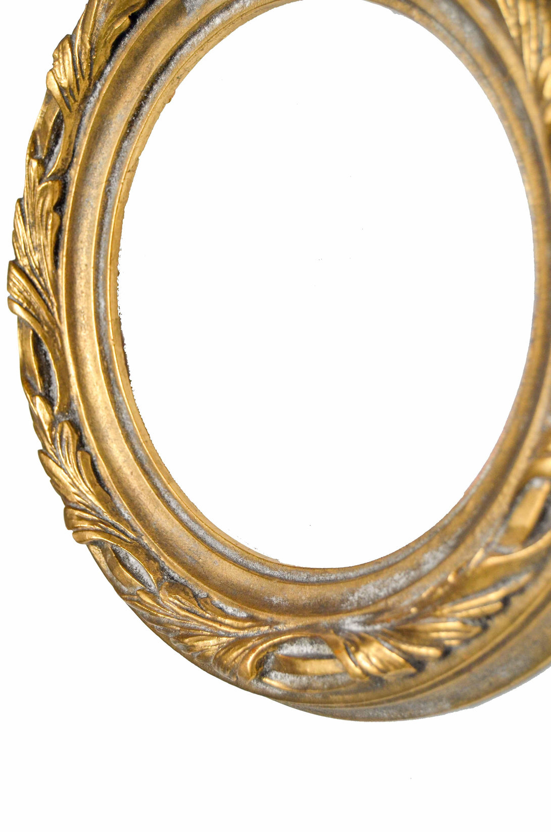 Handcrafted Antique Gilded Circular Frame, Wrapped Leaves - KAMAL HANDMADE